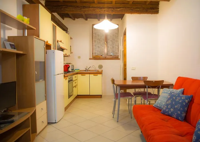 Bandinelli House