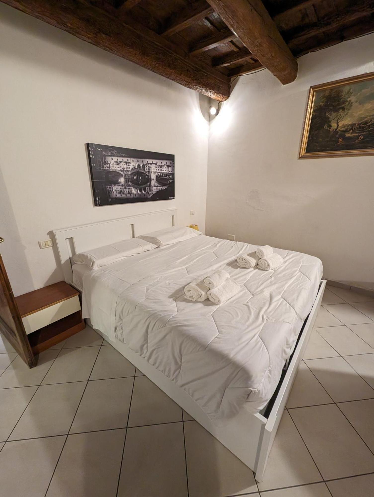 Bandinelli House *